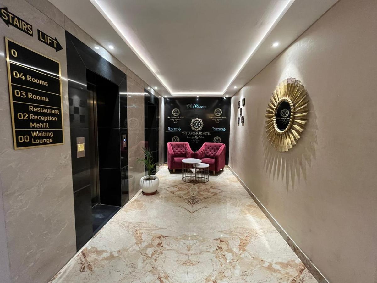 The Landmark Hotel 穆扎夫法尔普尔 外观 照片